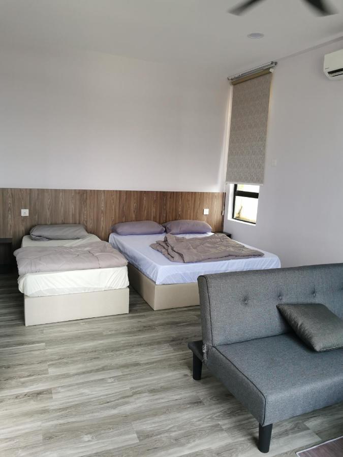 Mersingfirstfloor丰盛港二楼民宿 Экстерьер фото