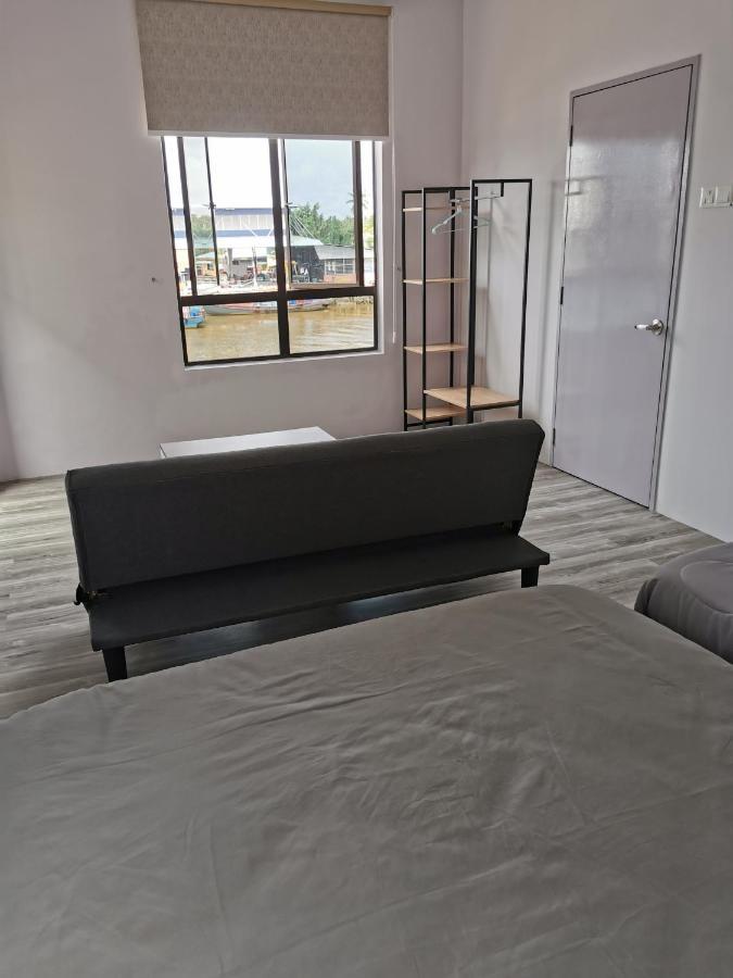 Mersingfirstfloor丰盛港二楼民宿 Экстерьер фото