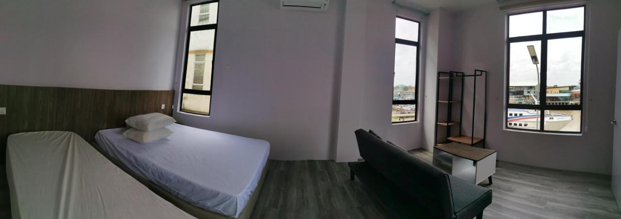 Mersingfirstfloor丰盛港二楼民宿 Экстерьер фото