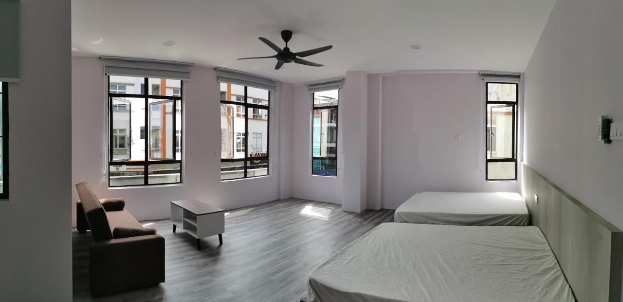 Mersingfirstfloor丰盛港二楼民宿 Экстерьер фото