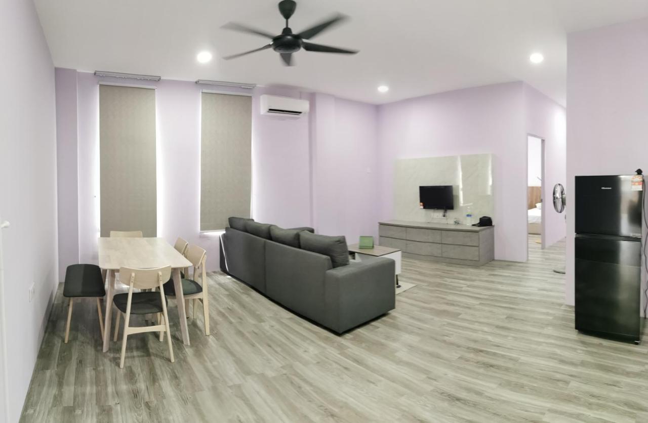 Mersingfirstfloor丰盛港二楼民宿 Экстерьер фото